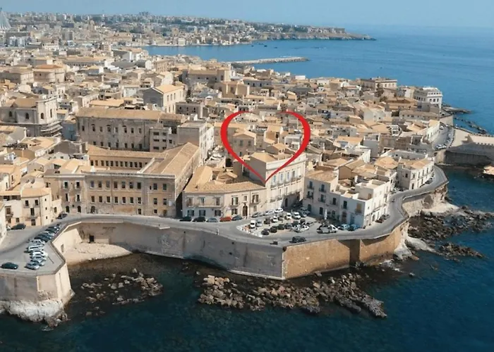 Casa Nagale- Una Suite Di Charme Nel Cuore Di Ortigia A 50 Mt Dal Mare