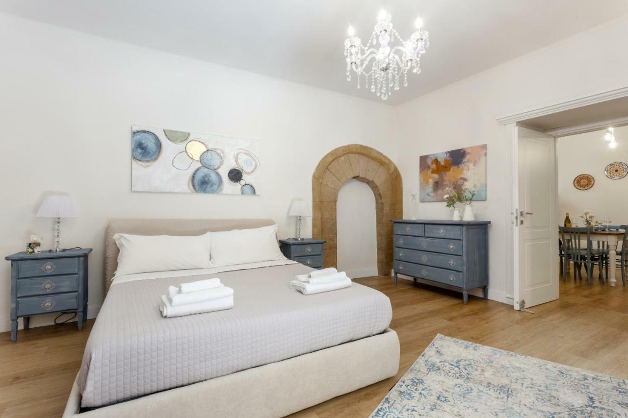 Casa Nagale- Di Charme Nel Cuore Di Ortigia A 50 Mt Dal Mare Apartment Syracuse
