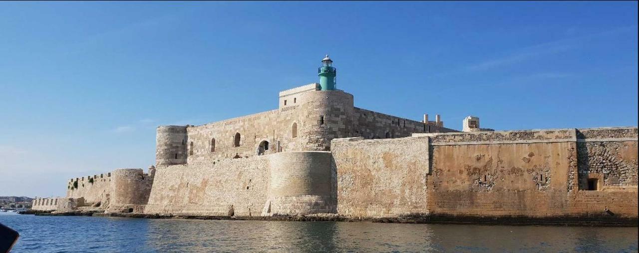Apartment Casa Nagale- Di Charme Nel Cuore Di Ortigia A 50 Mt Dal Mare Syracuse